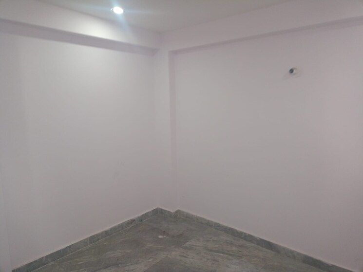 Room, ardee-city 2 Bedroom 1000 Sq.Ft. Builder Floor In Sector 52 Gurgaon 9678986