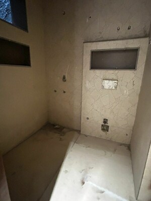 Bathroom in 4 BHK Builder Floor at Green Fields Colony – for Rent