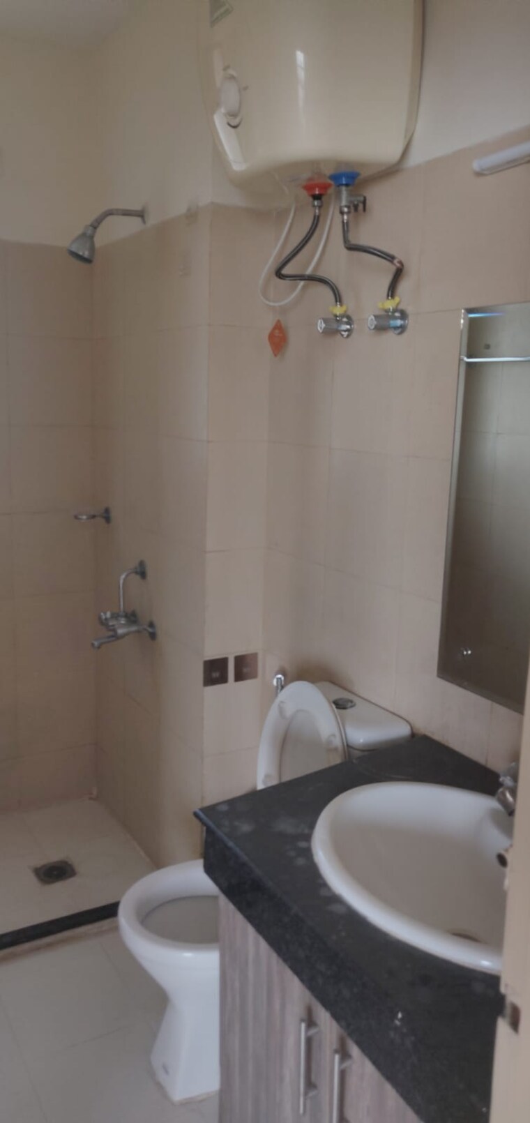 Bathroom, pioneer-park-araya 2 Bedroom 1270 Sq.Ft. Apartment In Sector 62 Gurgaon 9679041