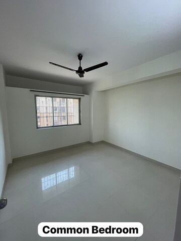 Room in 2 BHK Apartment at Vanita Chs Vartak Nagar, Vartak Nagar – for Rent