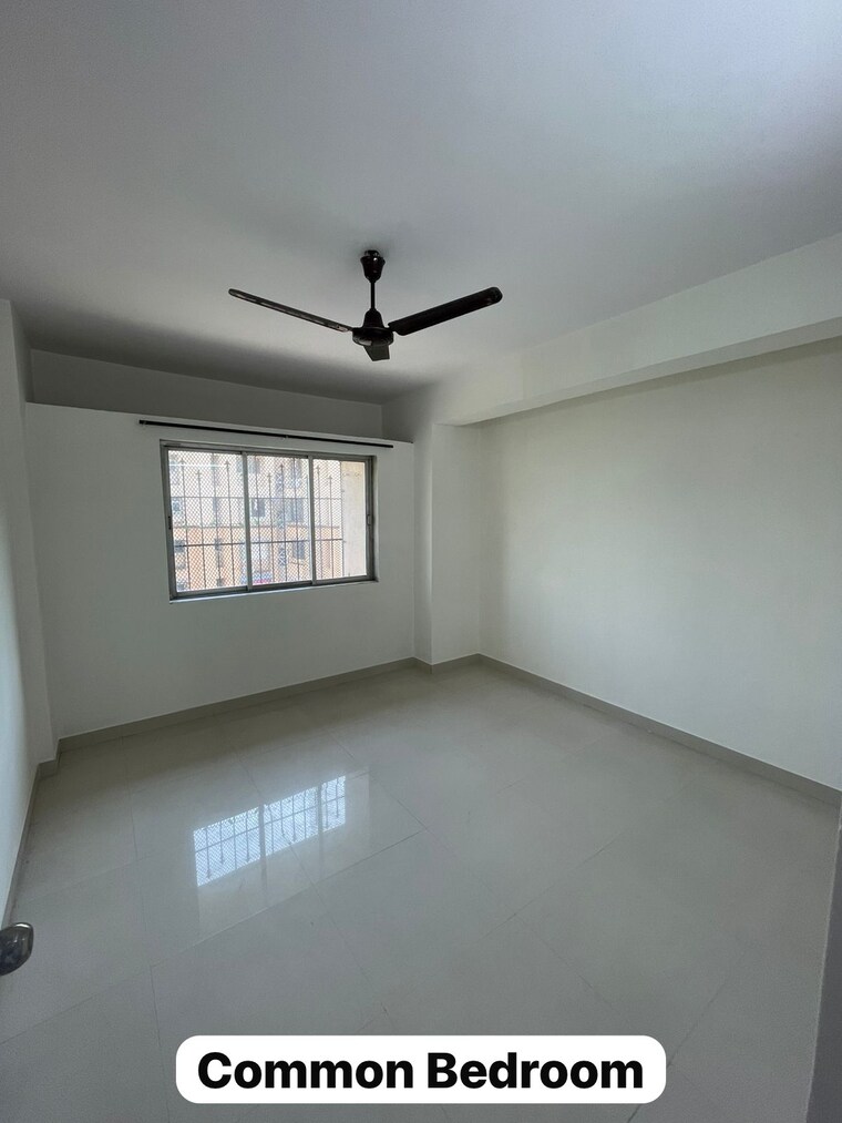 Room, vanita-chs-vartak-nagar 2 Bedroom 750 Sq.Ft. Apartment In Vartak Nagar Thane 9679337