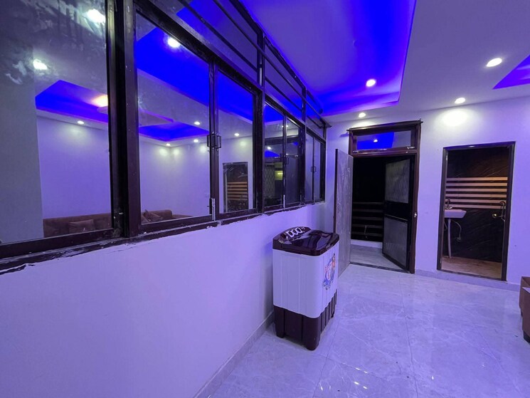 Other, saket 1 Bedroom 600 Sq.Ft. Builder Floor In Saket Delhi 9679103