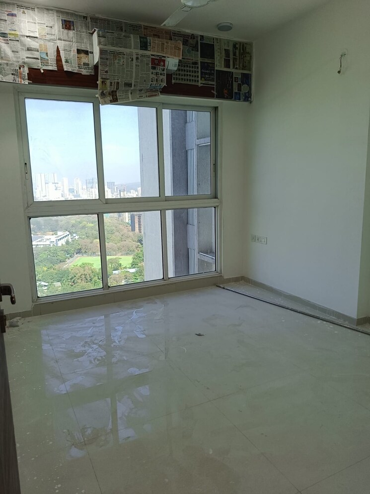 Room, malad east 3 Bedroom 1150 Sq.Ft. Apartment In Malad East Mumbai 9679415