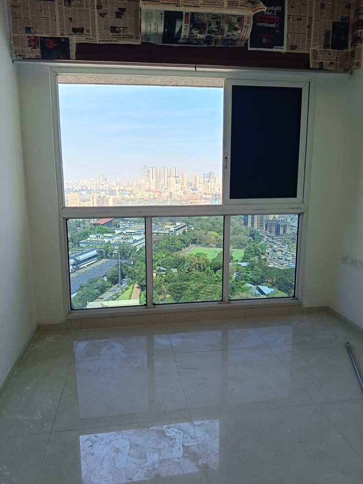 Room, malad east 3 Bedroom 1150 Sq.Ft. Apartment In Malad East Mumbai 9679415