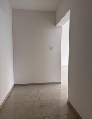 Room in 3 BHK Apartment at Wanowrie – for Sale