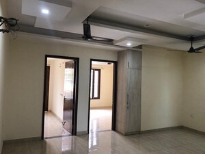 2 BHK Builder Floor For Rent in Ardee Mall, Sector 52
