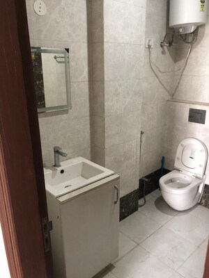 Bathroom in 2 BHK Builder Floor at Ardee Mall, Sector 52 – for Rent