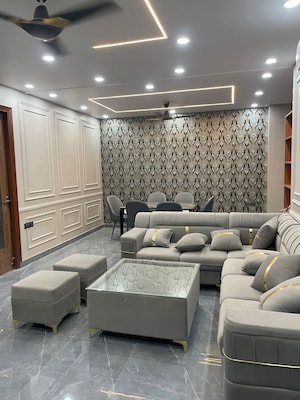 Living Room in 3 BHK Builder Floor at RWA Apartments Sector 41, Sector 41 – for Rent