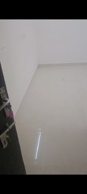 Furnished Amenities in 2 BHK Apartment at Signature Global The Millennia, Sector 37d – for Rent