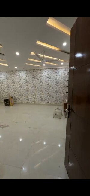 Bathroom in 3 BHK Builder Floor at Fidato Honour Homes, Sector 89 – for Rent