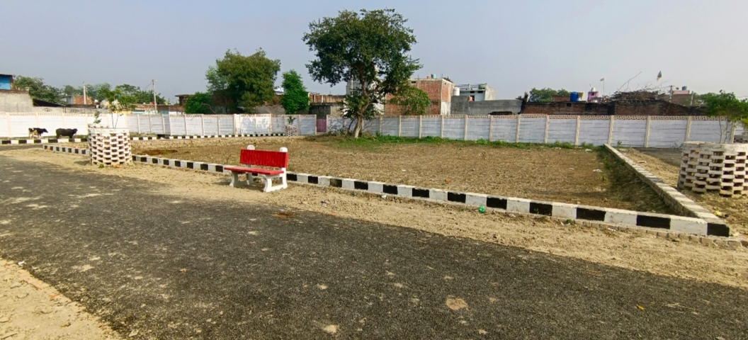 Plot For Sale in Sitapur Road Invest 