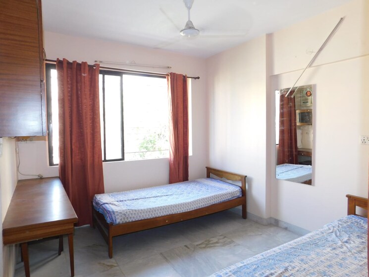 Living Room, hiranandani-gardens-silver-oak 2 Bedroom 1087 Sq.Ft. Apartment In Powai Mumbai 9679515