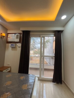 Room in 1.5 BHK Builder Floor at DLF City Phase III, Sector 24 – for Rent