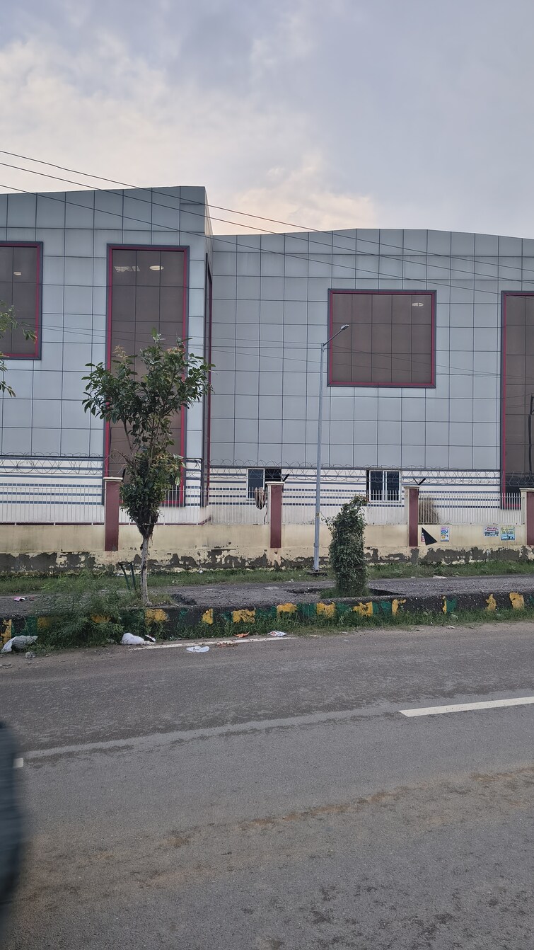 Cover Image, sector 7 Commercial Warehouse 4000 Sq.Ft. In Sector 7 Noida 9679657