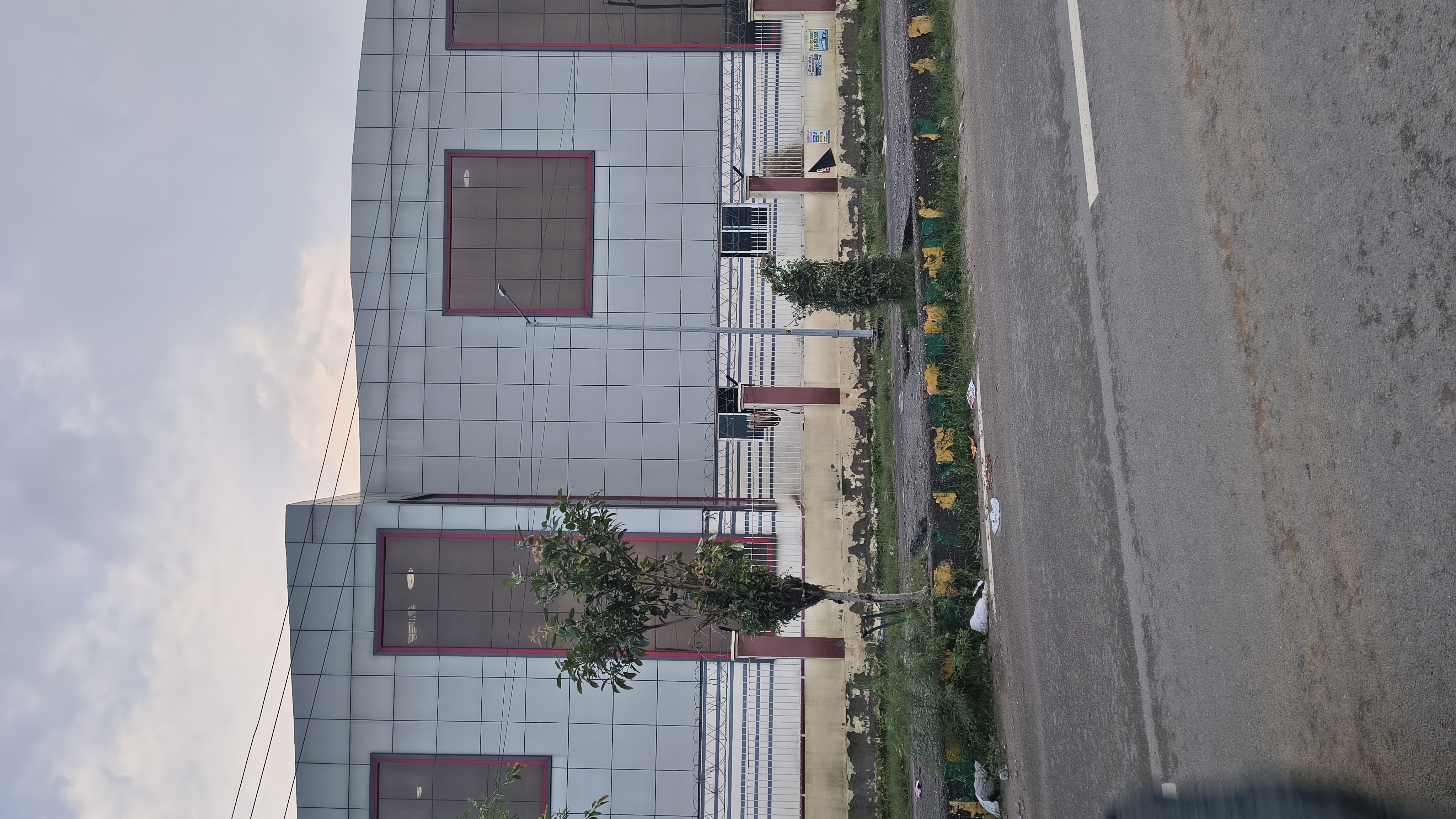 Warehouse For Rent in Sector 7