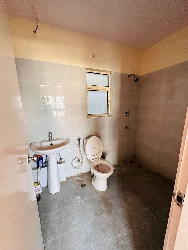 Bathroom, puri-aman-vilas 3 Bedroom 1550 Sq.Ft. Builder Floor In Sector 89 Faridabad 9679695