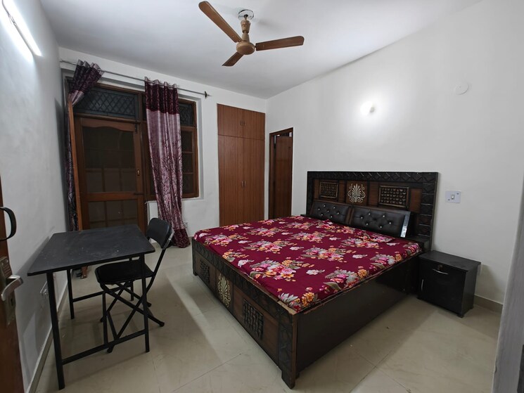 Bedroom, ardee-city 4 Bedroom 2160 Sq.Ft. Apartment In Sector 52 Gurgaon 9679723