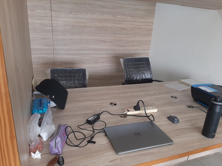 Team Area, krish-santorini-square Commercial Office Space 710 Sq.Ft. In Jodhpur Ahmedabad 9679707