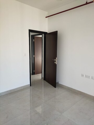 Room in 3 BHK Apartment at Piramal Revanta, Mulund West – for Rent