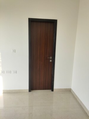 Room in 3 BHK Apartment at Piramal Revanta, Mulund West – for Rent