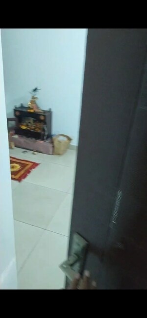 Furnished Amenities in 2.5 BHK Apartment at Ajnara Le Garden, Sector 16b Greater Noida – for Sale