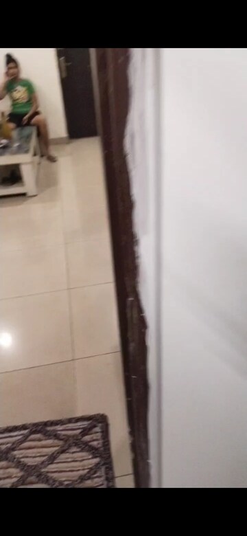 Furnished Amenities in 2.5 BHK Apartment at Ajnara Le Garden, Sector 16b Greater Noida – for Sale