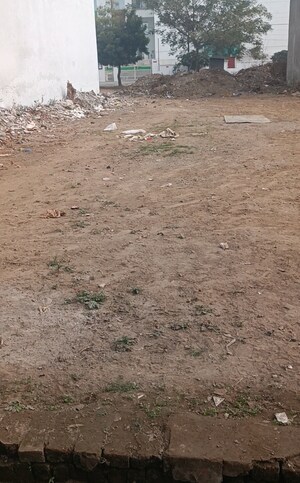  Plot For Sale in Modipuram