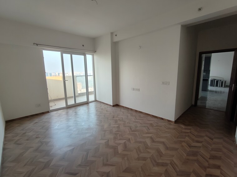 Room, tulip-yellow 3 Bedroom 1704 Sq.Ft. Apartment In Sector 69 Gurgaon 9679870