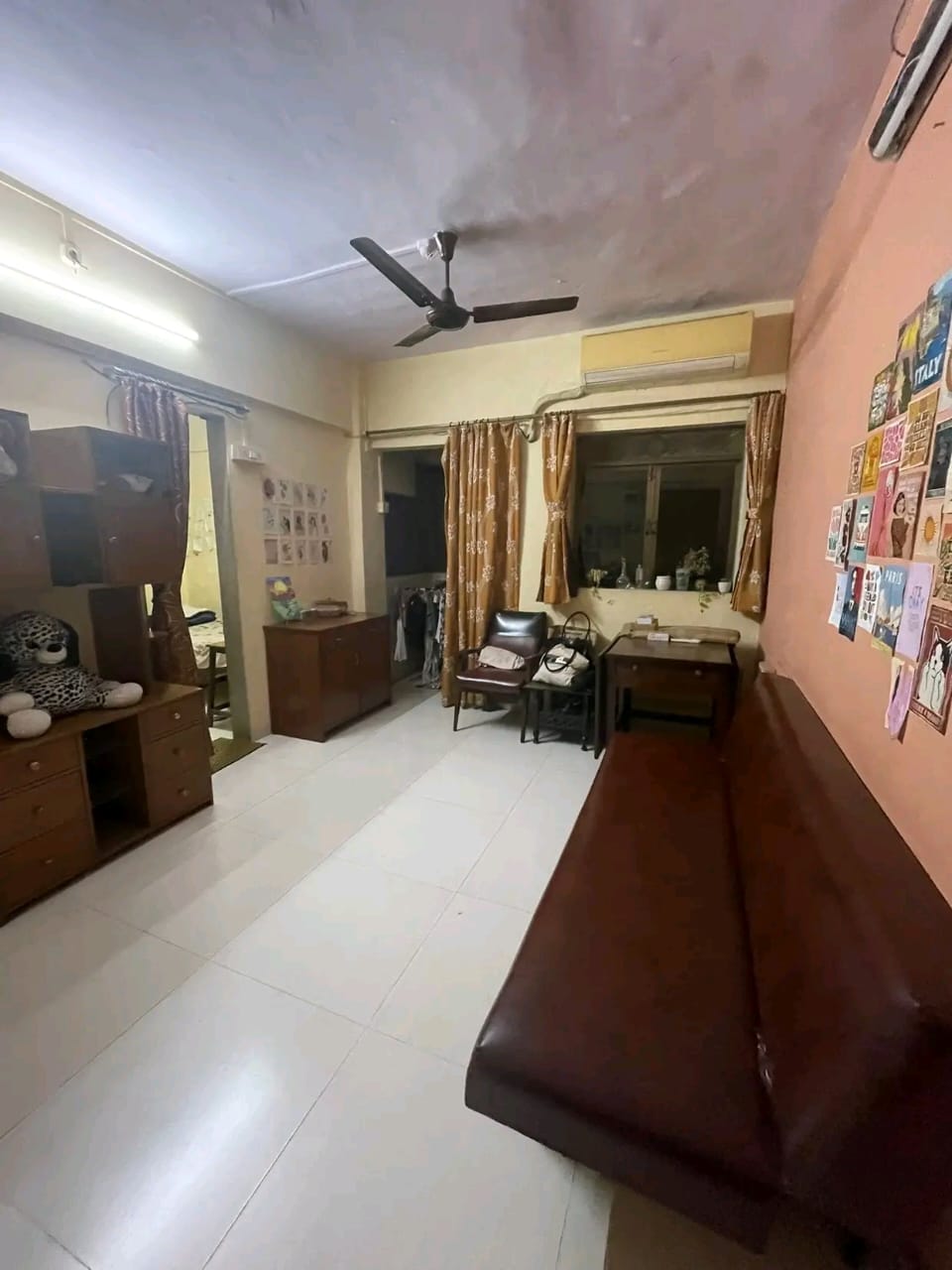 1 BHK + Pooja Room Apartment For Rent in Silver Palms Santacruz West