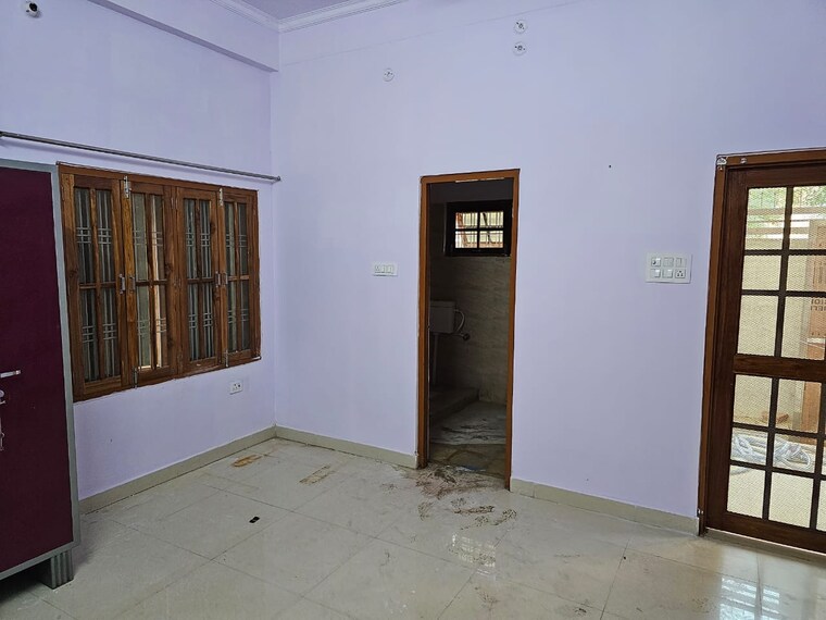 Room, lda-deepshikha 3 Bedroom 1500 Sq.Ft. Apartment In Sarojini Nagar Lucknow 9679913