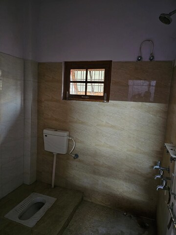 Room in 3 BHK Apartment at LDA Deepshikha, Sarojini Nagar – for Rent