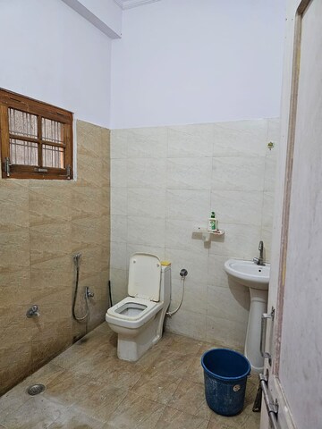 Bathroom in 3 BHK Apartment at LDA Deepshikha, Sarojini Nagar – for Rent