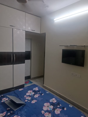 Furnished Amenities in 1 BHK Apartment at Riddhi Garden, Malad East – for Rent