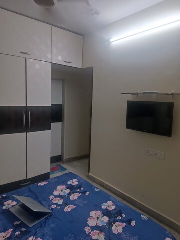 Furnished Amenities in 1 BHK Apartment at Riddhi Garden, Malad East – for Rent