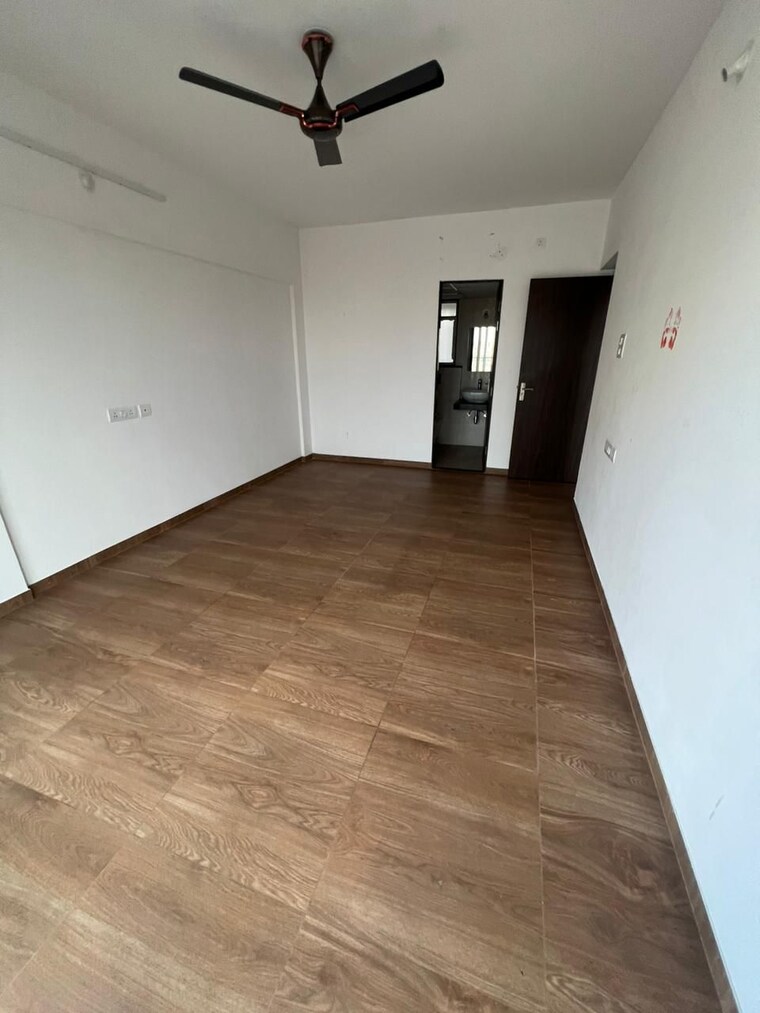 Room, mantra-mirari 3.5 Bedroom 1560 Sq.Ft. Apartment In Koregaon Park Pune 9680000