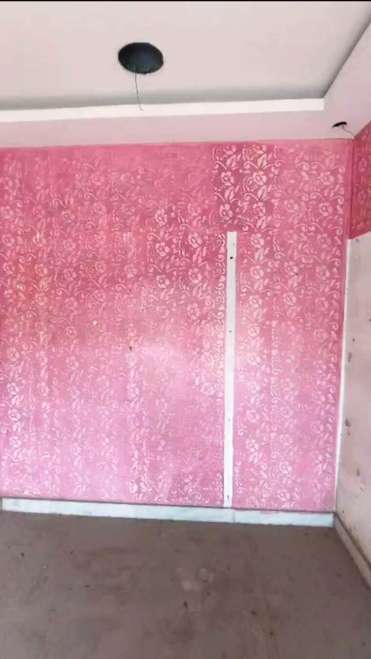 Other, boral Commercial Shop 130 Sq.Ft. In Boral Kolkata 9679983