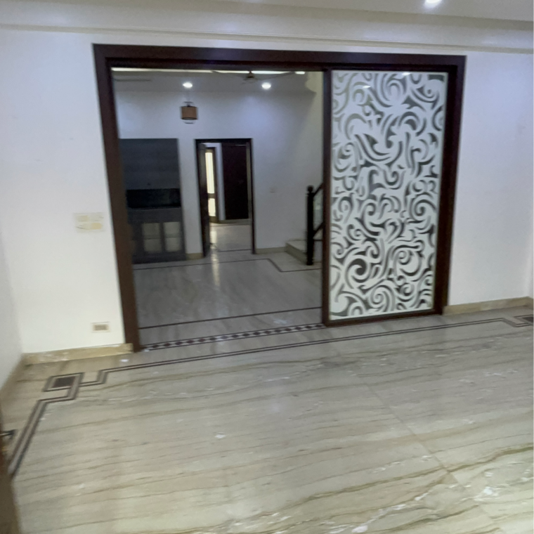 Room, rwa-apartments-sector-61 6+ Bedroom 1850 Sq.Ft. Builder Floor In Sector 61 Noida 9680065