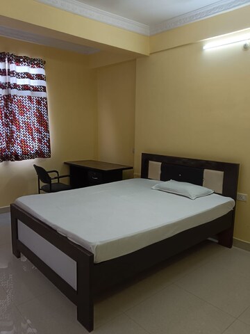 Bedroom in 3 BHK Apartment at Boring Road – for Rent
