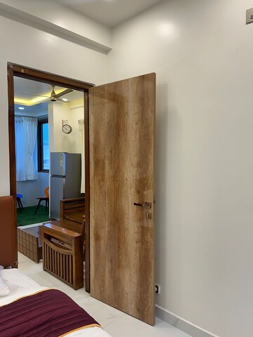 Room in 2 BHK Builder Floor at Jp Nagar – for Rent