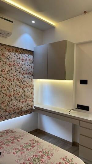 Furnished Amenities in 2 BHK Apartment at Kanakia Levels, Malad East – for Rent