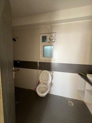 Furnished Amenities in 2 BHK Builder Floor at Jp Nagar – for Rent