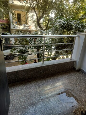 Balcony in 1 BHK Builder Floor at Sushant Vyapaar Kendra, Sector 43 – for Rent