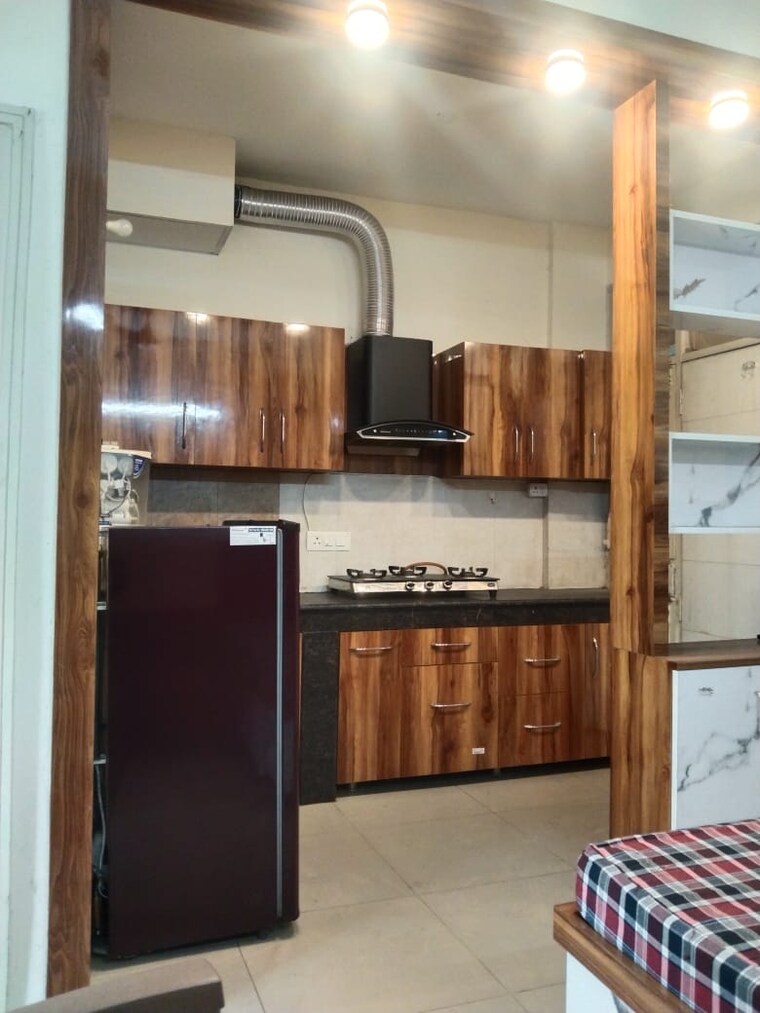Kitchen, malwa-escon-arena Studio 500 Sq.Ft. Apartment In Lohgarh Zirakpur 9680057