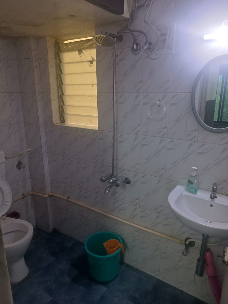 Bathroom, riddhi-garden 1 Bedroom 600 Sq.Ft. Apartment In Malad East Mumbai 9680059