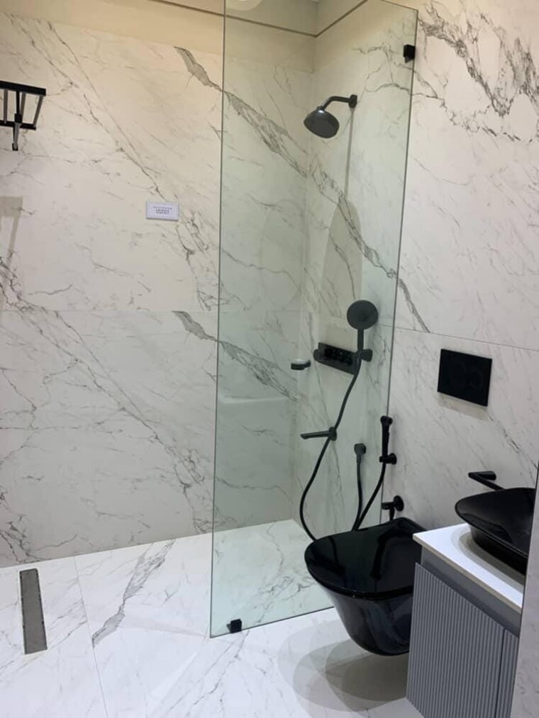 Bathroom, andheri west 2 Bedroom 815 Sq.Ft. Apartment In Andheri West Mumbai 9680138