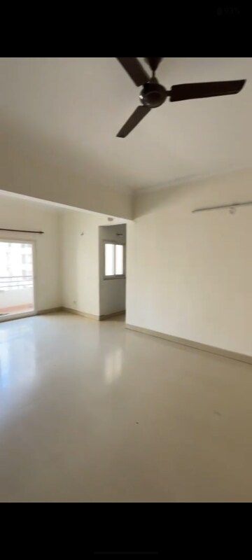 Room in 2 BHK Apartment at Spring Greens Phase I, Faizabad Road – for Rent