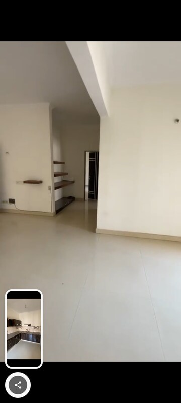 Room in 2 BHK Apartment at Spring Greens Phase I, Faizabad Road – for Rent
