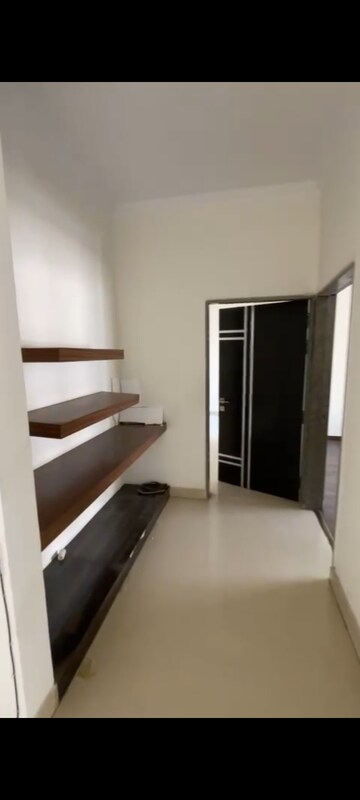 Room in 2 BHK Apartment at Spring Greens Phase I, Faizabad Road – for Rent