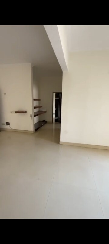 Room in 2 BHK Apartment at Spring Greens Phase I, Faizabad Road – for Rent