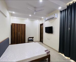 Room in  Pg at Vikash Khand – for Rent